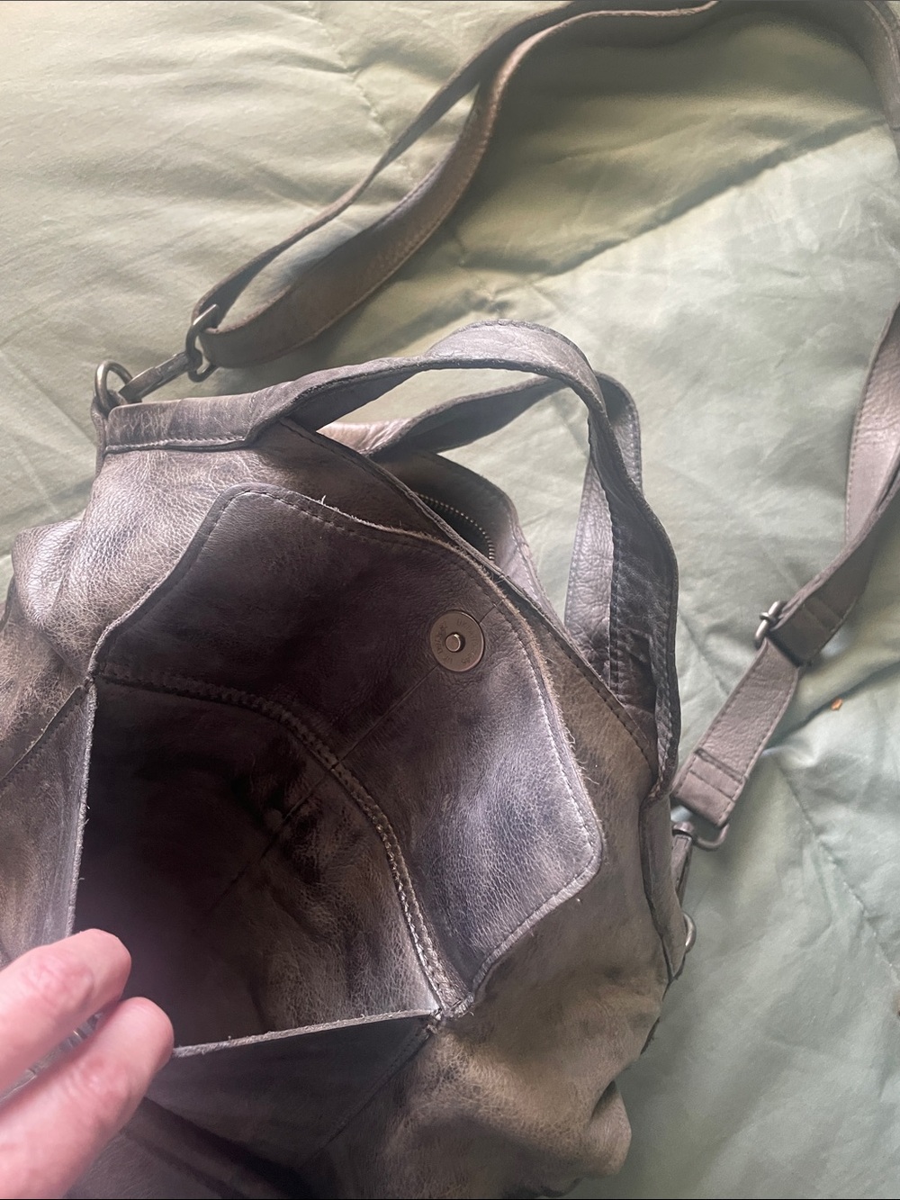 latico Metallic Gray Leather Shoulder Bag with Front Pocket - Picture 3 of 6